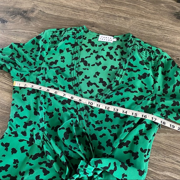 TANYA TAYLOR Green Ruffled Wrap holiday dress - Picture 5 of 9